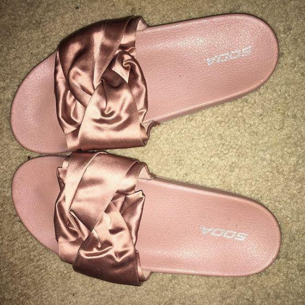 Rose pink sandels